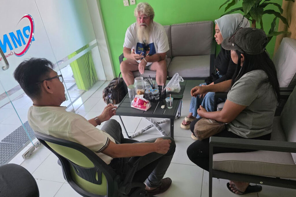 Konsultasi pajak bersama klien